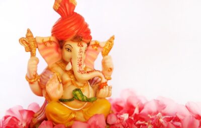 भगवान “गणेश” की पूजा में दूर्वा का महत्व क्या है जानिये भगवान “गणेश” की पूजा में दूर्वा का महत्व क्या है जानिये