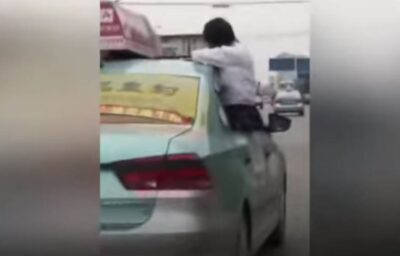 वीडियो: छोटी बच्ची ने पढ़ाई के लिये डाली खतरें में जान