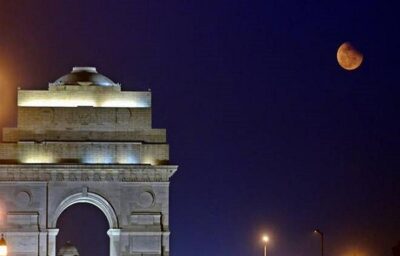 “चंद्रग्रहण” पर इन चीजों का दान करने से दूर होते हैं सारे कष्ट “चंद्रग्रहण” पर इन चीजों का दान करने से दूर होते हैं सारे कष्ट
